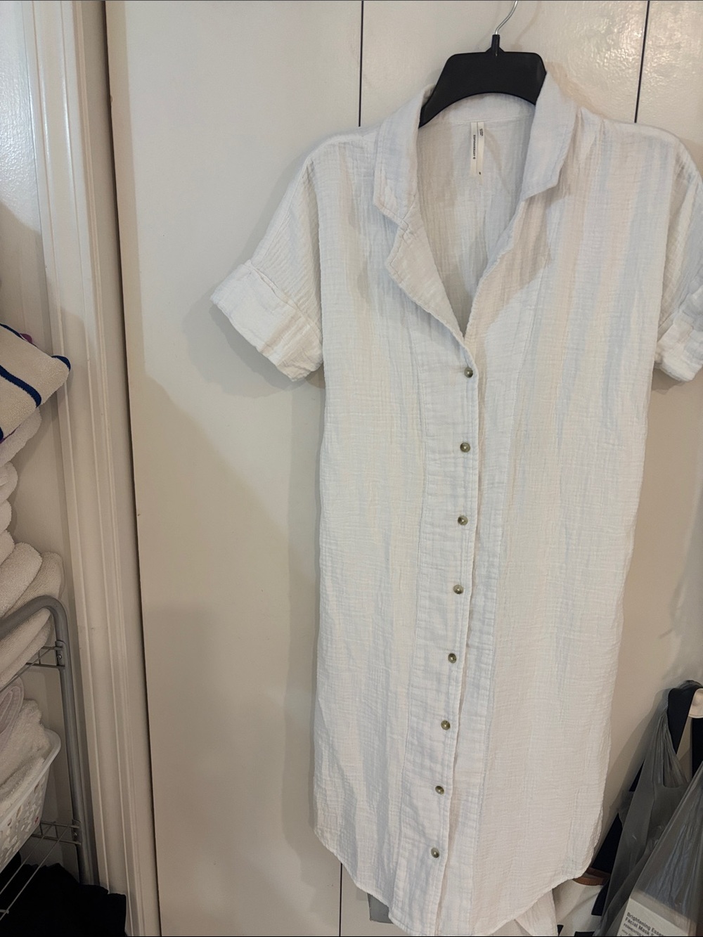 anthropologie  white shirt dress cut out back,XS